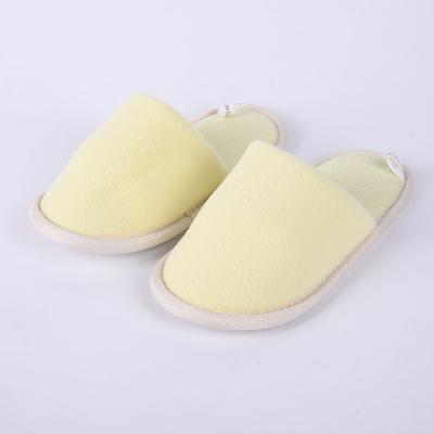 China Luxury Fashion Trend Kids Slippers Kids Slippers For Hotel Logo Textile Yellow Disposable Hotel Sipper Spa Slipper For Kids for sale