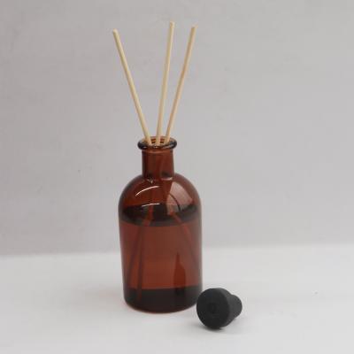 China Wholesale Viable Essential Oil Gemstone Glass Bottle Fragrance Decorative Diffuser Dry Flower Aromatherapy Reed Diffuser New for sale