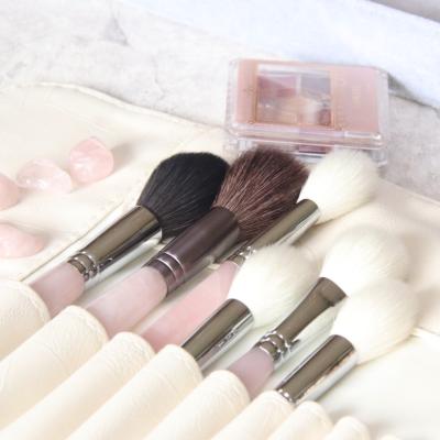 China Fan Brush Crystal Handle Luxury Cosmetic Beauty Natural Crystal Makeup Brush Tool for sale