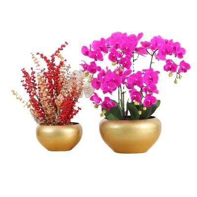 China Metal Minimalist High Quality Horticultural Flowerpot Planter Wholesale Flower Pots for sale