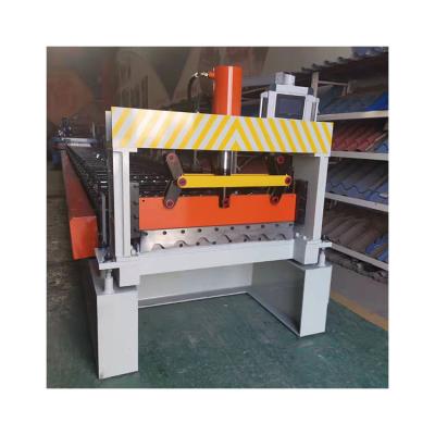 Chine Corraugated Roof Die Corrugated Sheet Roll Forming Machine Long Service Life à vendre