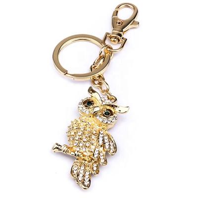 China New Fashion Souvenirs Cute Wholesale Rhinestone Crystal Gems Zinc Alloy Owl Gold Customized Key Chain for sale