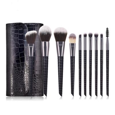 China Angular Blush Wooden Handle Cosmetic Make Up Brush Black 10 Piece Private Label Makeup Brush OEM Available for sale