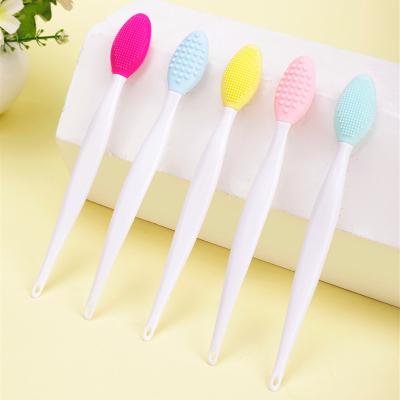 China Double Sided Nose Nose Clean Dirt Soft Silicone Exfoliating Nasal Wash Brush for sale