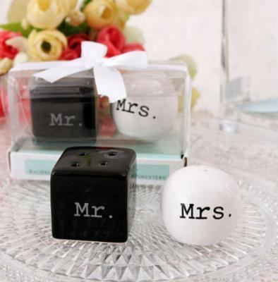 China Door Gift Wedding Decoration Party Sure Wedding Memories Mr. and Mrs. Ceramic Door Gift Wedding Decoration Party Sure Wedding Memories for sale