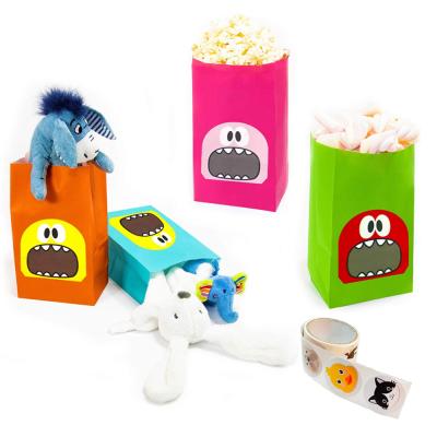 China Cute Recyclable Multi Color Style Oil Proof Kraft Paper Bag For Party Candy Chocolate Cookie Popcorn Packaging Paper Bags For Kids for sale