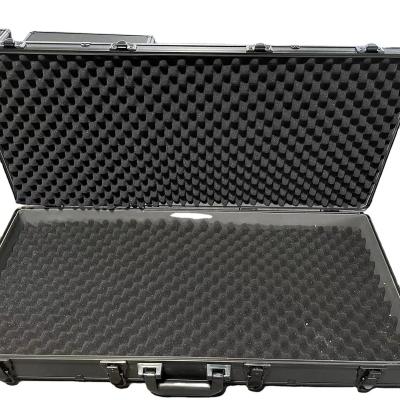 China Carry Protect Long Storage Luxury Black Or Silver Aluminum Carry Case With Eggshell Foam for sale