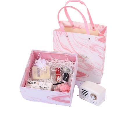 China Customized Printed Cosmetics Recyclable Heaven And Earth Hardcover Squares Wedding Mate Gift Boxes for sale