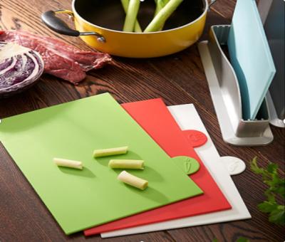 China Plastic cutting boards for sale