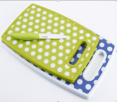 China Plastic cutting boards for sale