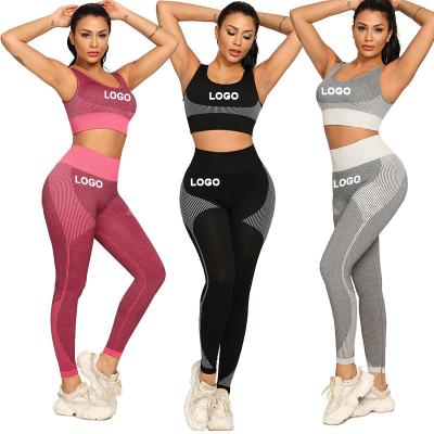 China Breathable Custom Logo Women Slim Yoga Bra Workout Seamless Yoga Set Quick Dry Stripe Equipment Two Pieces High Elastic Gym Wear for sale