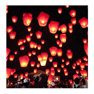 China China DiY Chinese Sky Paper Flying Wishing Lanterns Fly Candle Lamps Christmas Wedding Birthday Party Decoration for sale