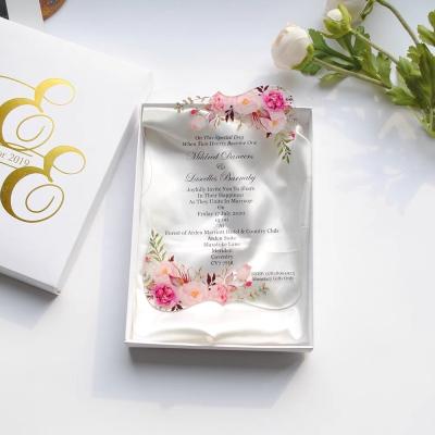 China High End Personalized Clear Acrylic Europe Wedding Invitation With Luxury Velvet Boxed for sale