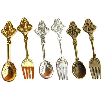 China Vintage Craft/Home Play /decor 1/12 Scale Mini Vintage Miniatures Metal Tableware Cutlery Spoon Fork Knife Dollhouse Kitchen Furniture Supply for sale