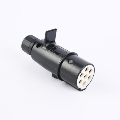 China Trailer truck used 7 pin plastic truck trailer plug and 24V socket car trailer adapter plug for sale