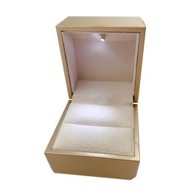 China Plastic Custom Logo Printed Luxury Wholesale Jewelry Box Hinge , Wedding Led Ring Box for sale