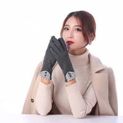 China Fashion Comfortable Cotton Plus Velvet Grid Black And White Womens Gloves for sale