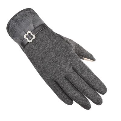 China Comfortable With Loop Design Touch Screen Cotton Warm Plus Velvet Women's Gloves for sale