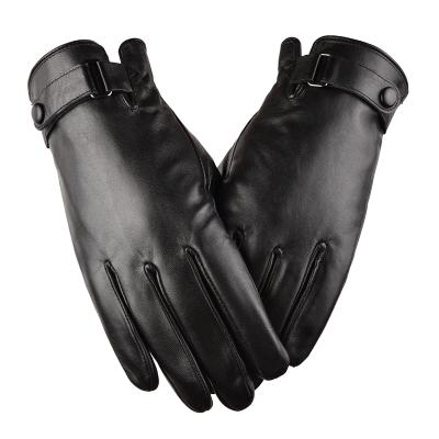 China Winter Warm Black Sheepskin Full Finger Leather Outdoor Gloves for sale