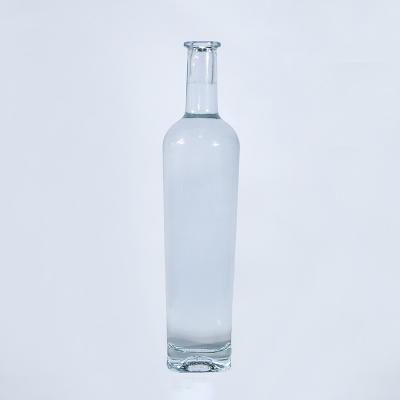 China 1000g 750ml Beverage Bottle Luxury Whiskey Glass Bottle Empty Vodka Bottle Can Be Customized for sale