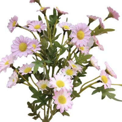 China New Design Fashional Artificial Silk Daisy Flower Decorative Silk Flower Artificial Flowers for sale