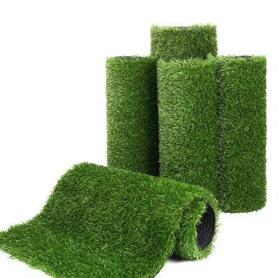 China Greater Elasticity Short Pile Artificial Grass For Roof Cover Grass Fence Green Wall Decoration Engineered Grass for sale