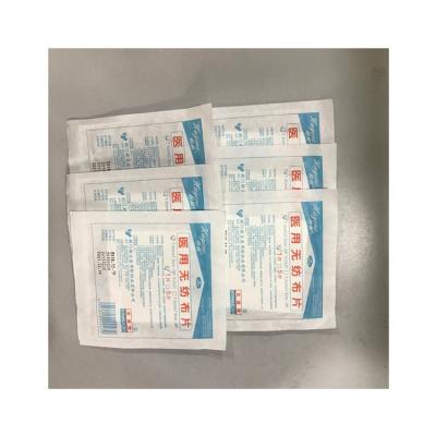 China 70% viscose + 30% polyeater best selling medical disposable sterile nonwoven gauze pad for sale