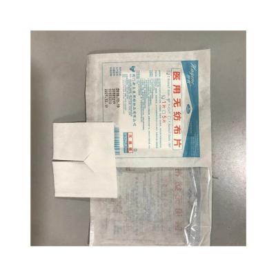 China 70% viscose + 30% polyeater gauze hot sale medical disposable natural nonwoven sponge for sale