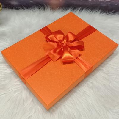 China Recycled Perfume and Materials Custom LOGO Deluxe Paper Gift Box Shoes Packaging Box Cardboard Packaging Gift Box for sale