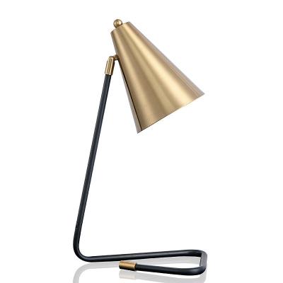 China New Design Modern Nordic Bedside Lamps Desk Light Modern Table Lamp For Reading for sale