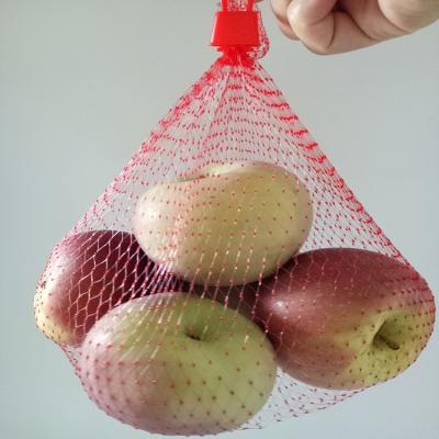 China 80Mesh Red LDPE Mesh Vegetable Storage Bags For Fruit for sale