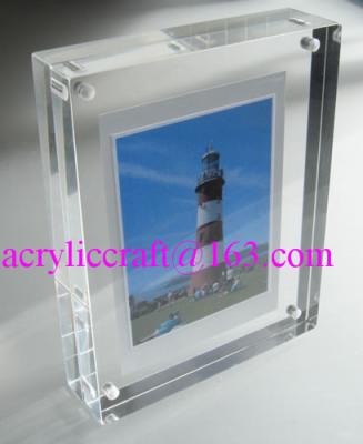 China Transparent Perspex / PMMA / Acrylic Photo Frame With Magnet 5X7 for sale