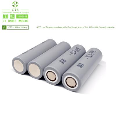 China Bateria de iões de lítio 18650 de alta corrente 2200mah 2500mah 2600mah 3000mah 3.7v Baterias recarregáveis de iões de lítio 18650 à venda