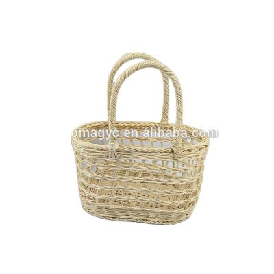 China Fashion Factory Handmade Rattan Bags Rattan Flower Basket Weaving Fruit Basket for sale