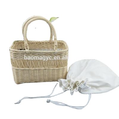 China Fashion Factory Handmade Rattan Bags Rattan Flower Basket Weaving Fruit Basket for sale