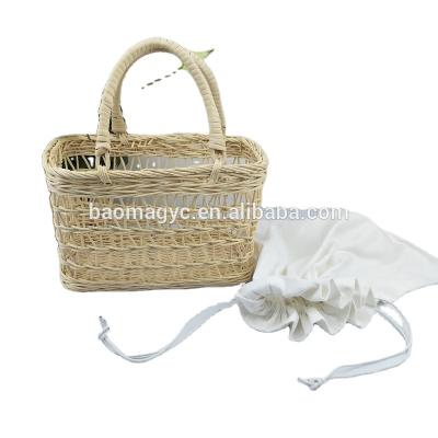 China Fashion Factory Handmade Rattan Bags Rattan Flower Basket Weaving Fruit Basket for sale