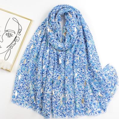 China Polyester Wholesale Style Summer Fashionable Scarf New In Polyester Scarves for sale