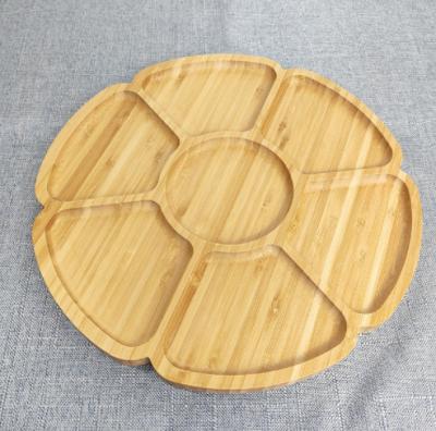 China Behind Doors/On Walls Custom Round Food Grade Bamboo Serving Trays Eco Friendly for sale