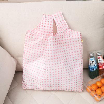 China Factory Direct Eco-friendly Multifunctional Portable Extra Large Tote Polyester Nylon Folding Bag With Pocket for sale