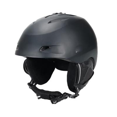 China Widely Used Hot Selling Products New Compounds Special Design Ski Helmet for sale