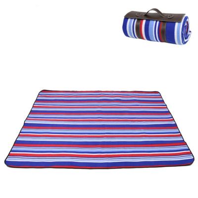 China Travel Increasing Trip Daily Used Warm Sale Fleece Picnic Throw Blanket With Faux Leather Carrier Handles Mat for sale