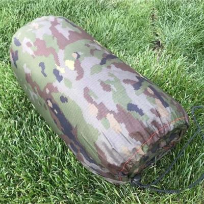 China Travel Hiking Travel Journal Used Camouflage Camouflage Army Military Machine Washable Picnic Blanket for sale