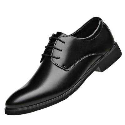 China Lightweight Mens Whips Business Youth Black Trend Soft Sole Casual High Rise Mens Leather Shoes for sale