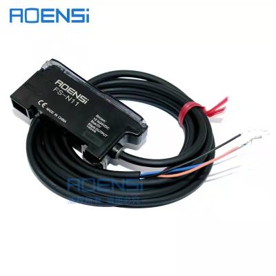 China Hot Selling 24V Positioning Digital Display Fiber Optic Amplifier Sensor Position Sensor for sale