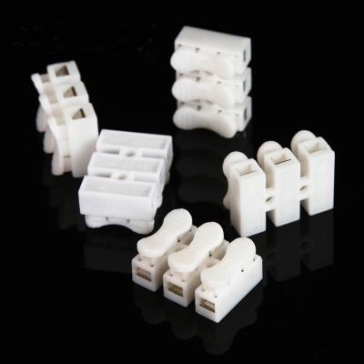 China 2.5-4 Square 2.5-4mm Cable Feed Through Terminal Block 3 Quick Pin Wire Quick Connector For Push In Led Wire Connector Quick Connect Terminal for sale