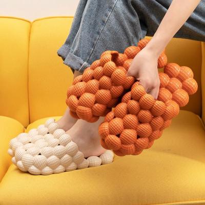 China Fashion trend unisex slippers men's and women's non-slip non-slip bathroom pour thick bottom wear slipper bubble shoes for sale