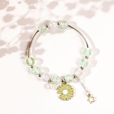 China Popular Cute Flower Jewelry Crystal Daisy Charm Bracelet Female Fresh Girl Heart Beaded Small Flower Bracelets for sale