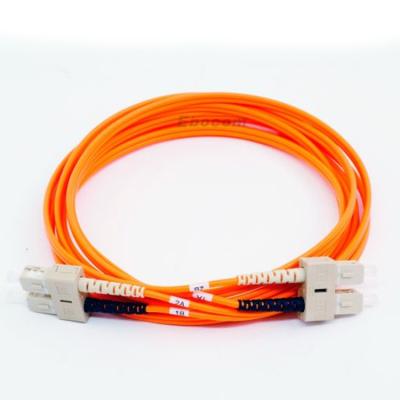 中国 パッチコード SC SC FC UPC 1M OM1 マルチモードファイバーケーブル シンプレックス デュプレックス 2.0mm PVC ジャケットケーブル 販売のため