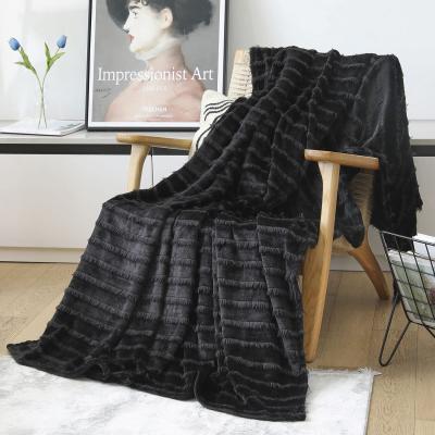 China Musical Single Color Stripe Jacquard Fabric Polyester Flannel Fleece Throw Covering Jacquard Flannel Eyelash Throw for sale