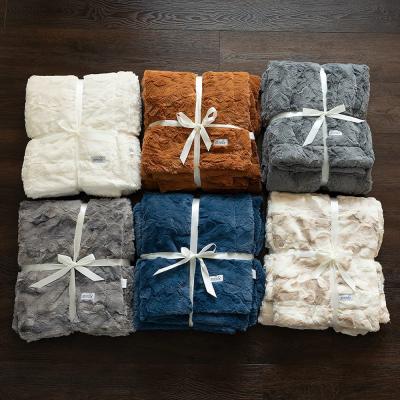 China Wholesale Luxury Musical Fur Ruching Luxury Double Layer Polyester Throw Blanket Embossed Bubble Rabbit Faux Fur Blanket for sale